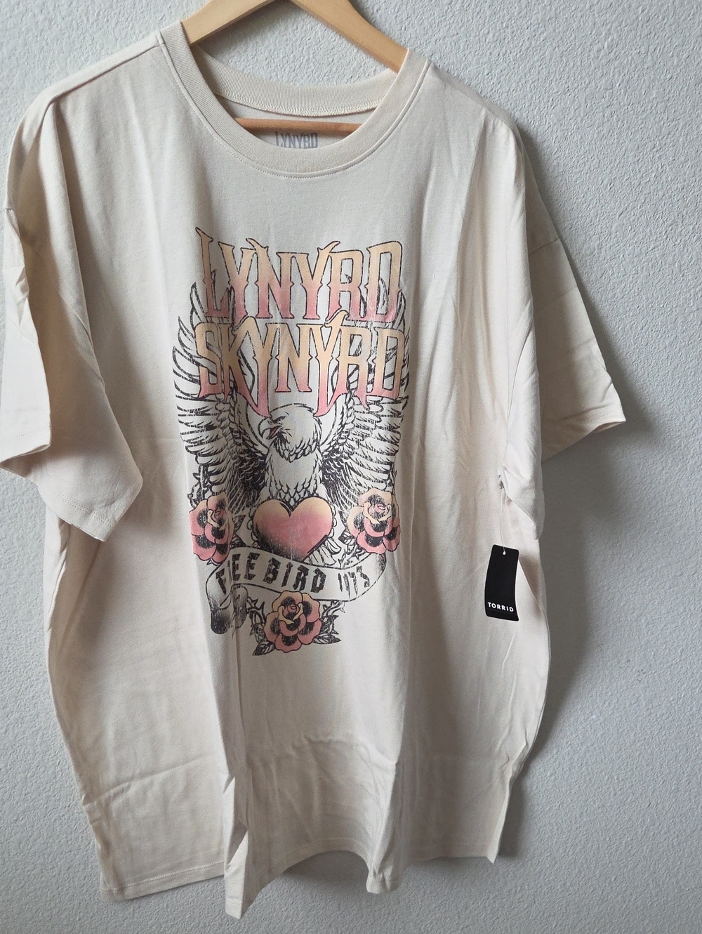 Torrid Lynyrd Skynyrd Graphic Tee - Cream Plus Size 2 2X 18-20